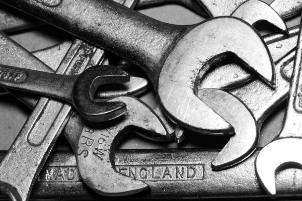 关于为全资子公司提供担保的公告 